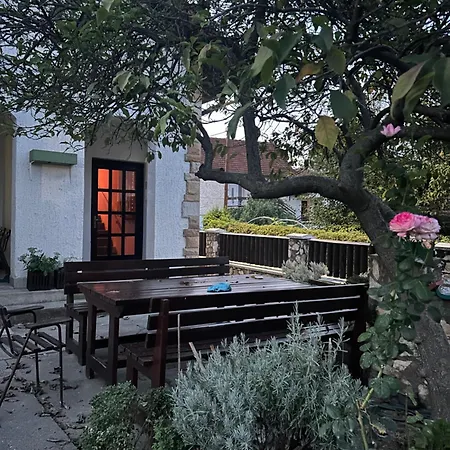 Podovac Апартаменты *